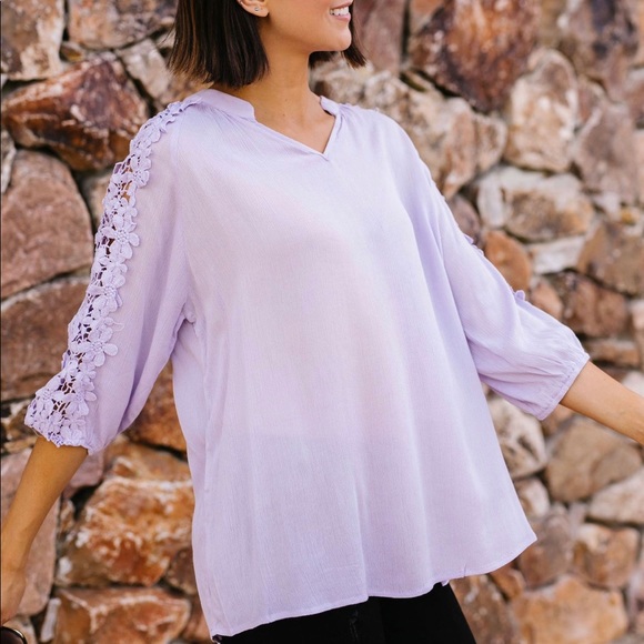 Standout Floral Lace Cut Out Blouse - Picture 3 of 7